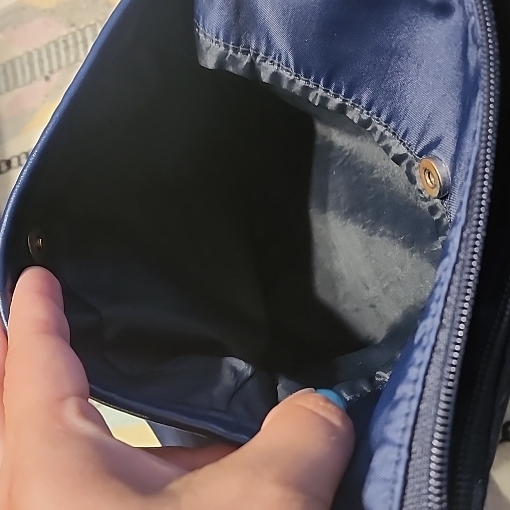 Tommy Hilfiger crossbody - Picture 7 of 7